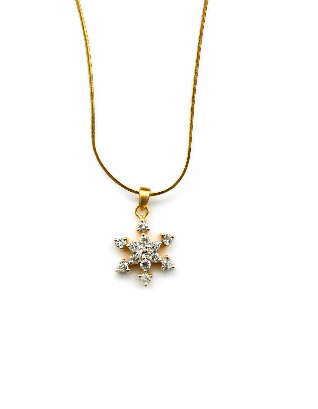 Beautiful 18 Kt Gold  Natural Diamond Pendant Chain